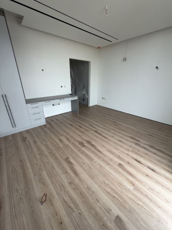 Vinyl Flooring Installation Dubai